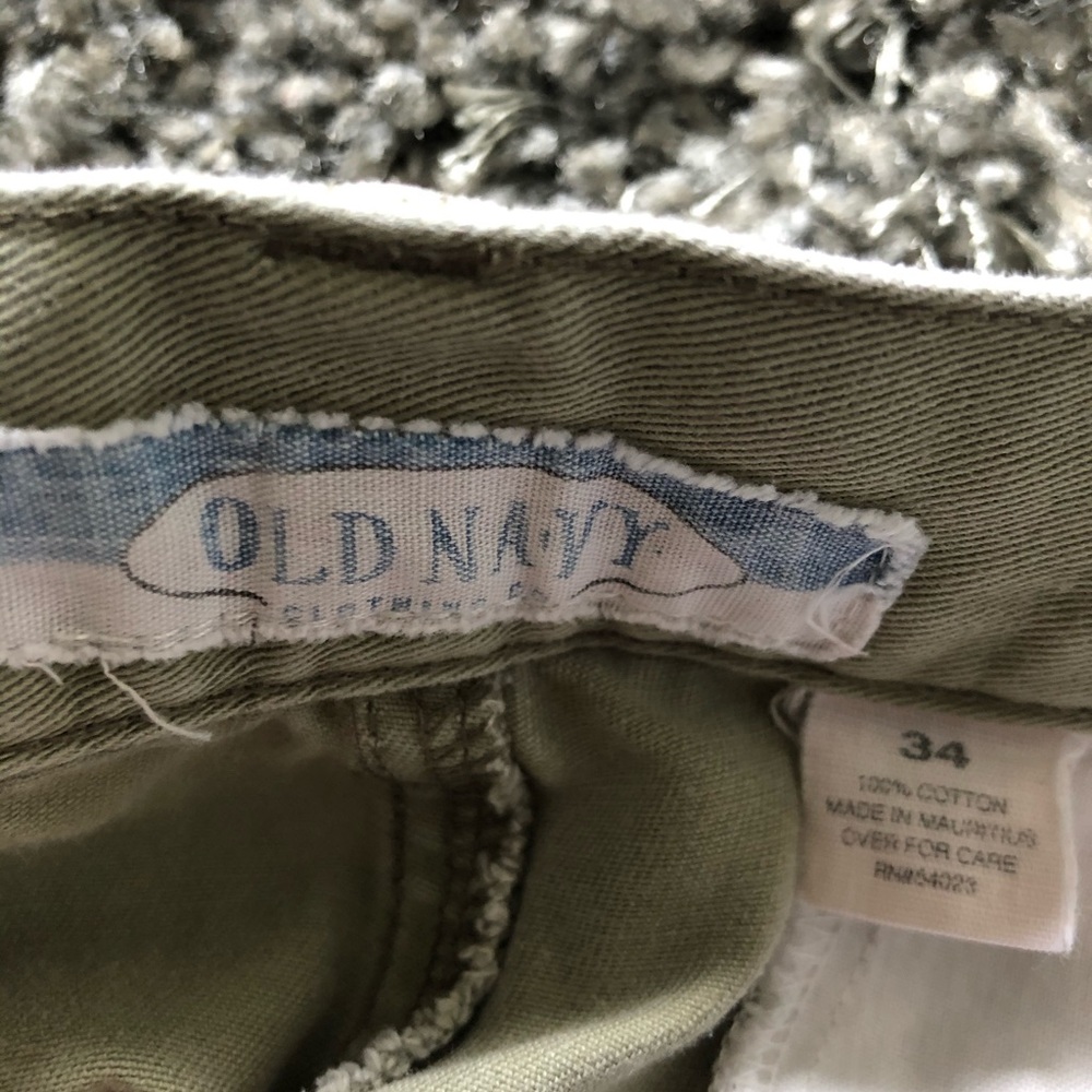 Old Navy Tan Khaki Shorts - Picture 3 of 3